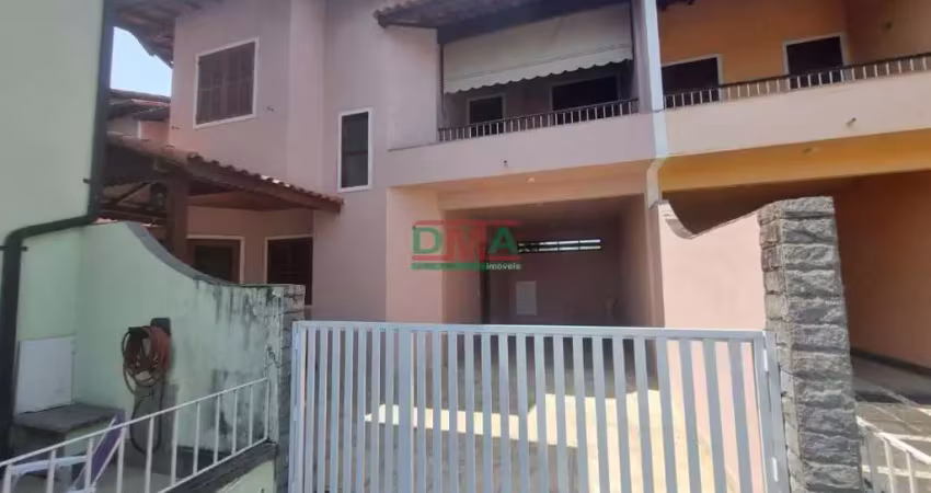 Casa de condomínio- locação - 3 quartos (1 suíte) - centro