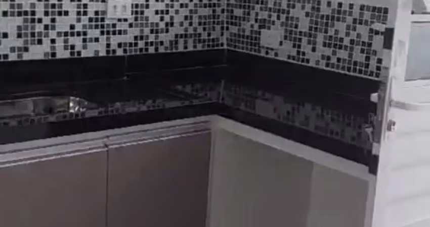 Apartamento reformado 2 quartos 1 suíte no embaré santos