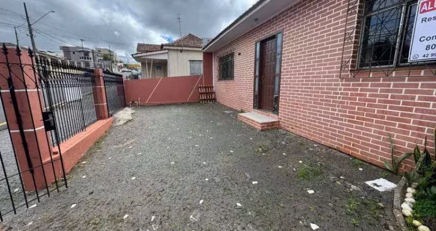 Casa com 2 quartos para alugar na RUA VISCONDE DE SINIMBÚ - ATÉ 769/770, 814, Nova Rússia, Ponta Grossa
