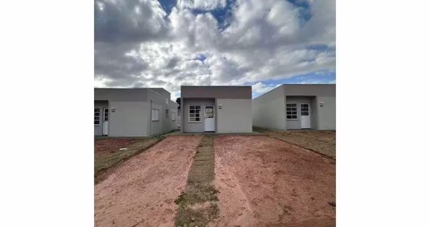 Casa com 2 quartos para alugar na Rua Ronaldo Piekorski, Neves, Ponta Grossa
