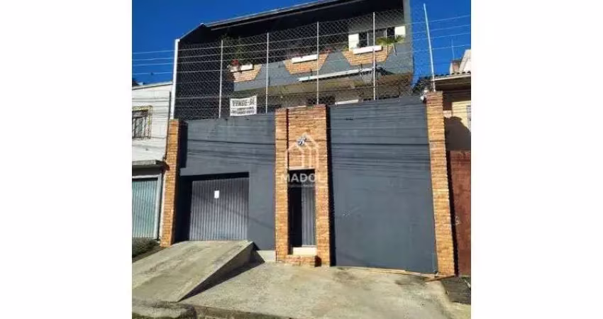 Casa com 3 quartos para alugar na Rua Abílio de Barros, Centro, Ponta Grossa