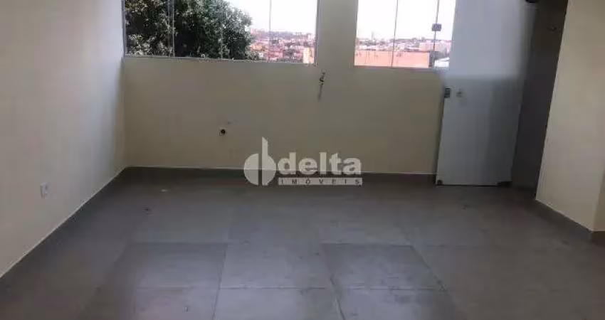 Sala disponível para locação no bairro santa rosa em uberlândia-mg