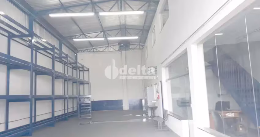 Galpão disponível para locação no bairro jardim américa ii em uberlândia-mg