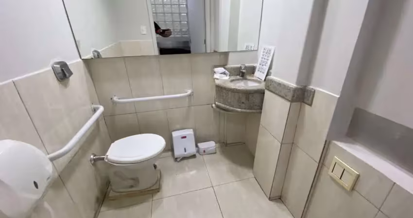 Casa comercial disponível para locação  no bairro centro em uberlândia-mg
