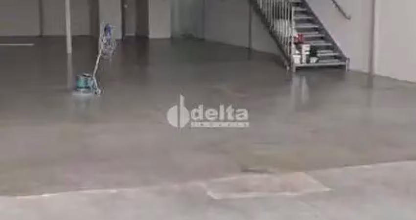 Galpão disponível para locação no bairro jardim europa em uberlândia-mg