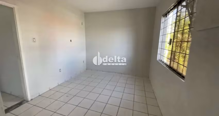 Casa comercial disponível para locação no bairro vigilato pereira em uberlândia-mg