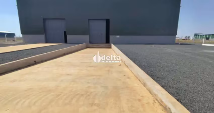 Galpão disponível para locação no bairro loteamento centro empresarial leste iii em uberlândia-mg.