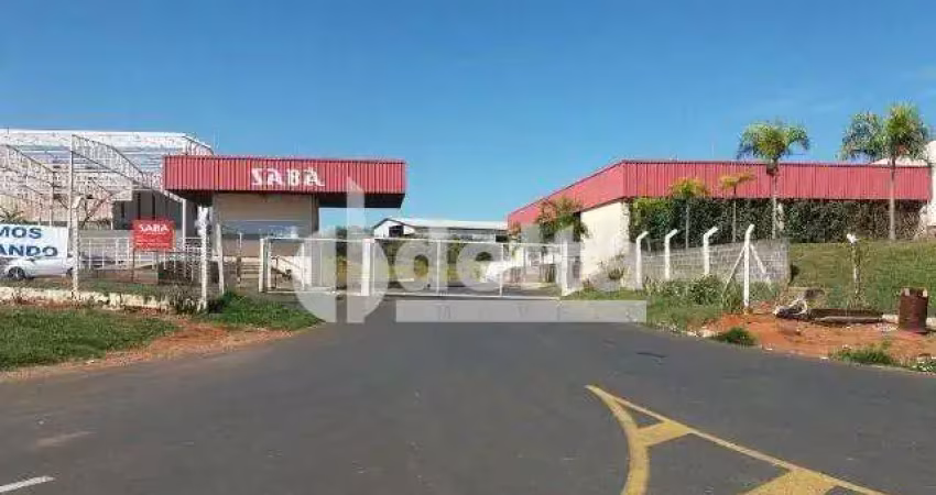 Galpão disponível para locação no bairro distrito industrial em uberlândia-mg