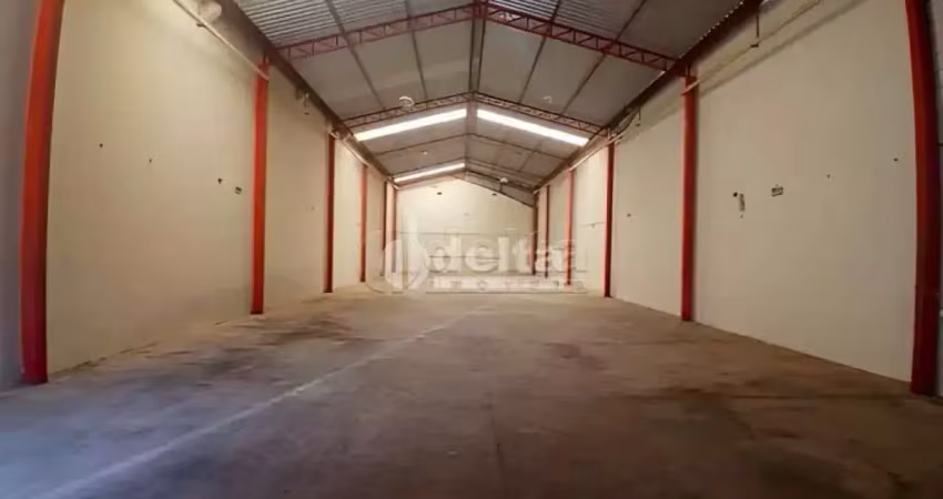 Galpão disponível para locação e venda no bairro umuarama em uberlândia-mg