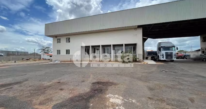 Galpão disponível para locação no bairro dona zulmira em uberlândia-mg