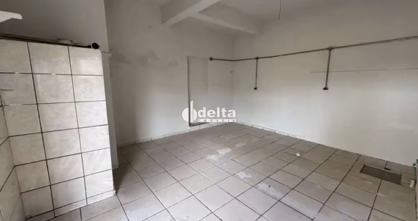 Loja comercial disponível para locação no bairro nossa senhora da aparecida em uberlândia-mg