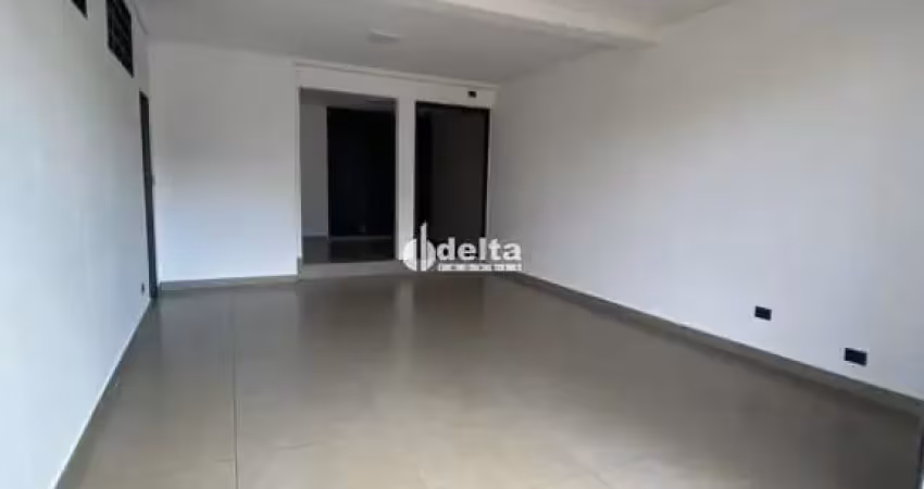 Loja disponível para locação no bairro luizote de freitas em uberlândia-mg