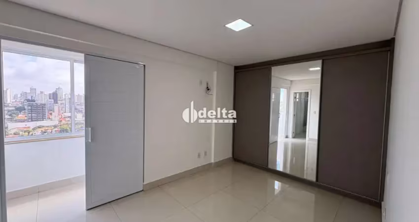Cobertura com 4 quartos para alugar no Tabajaras, Uberlândia 