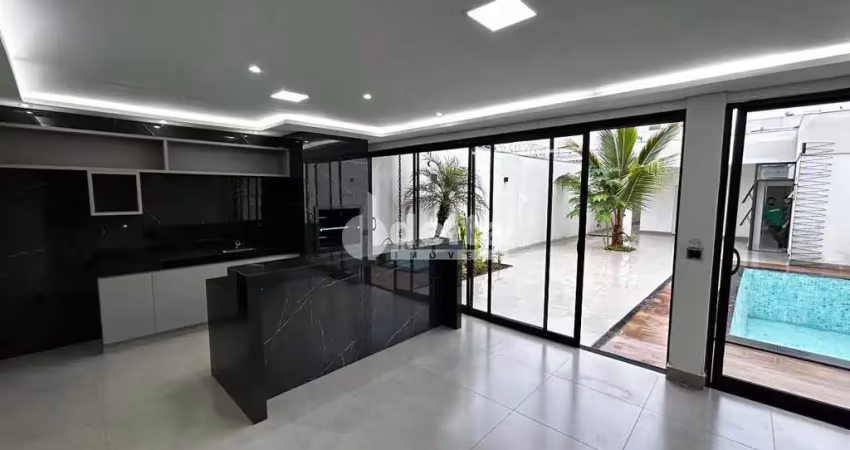 Casa residencial disponível para locação no bairro brasil em uberlândia-mg.