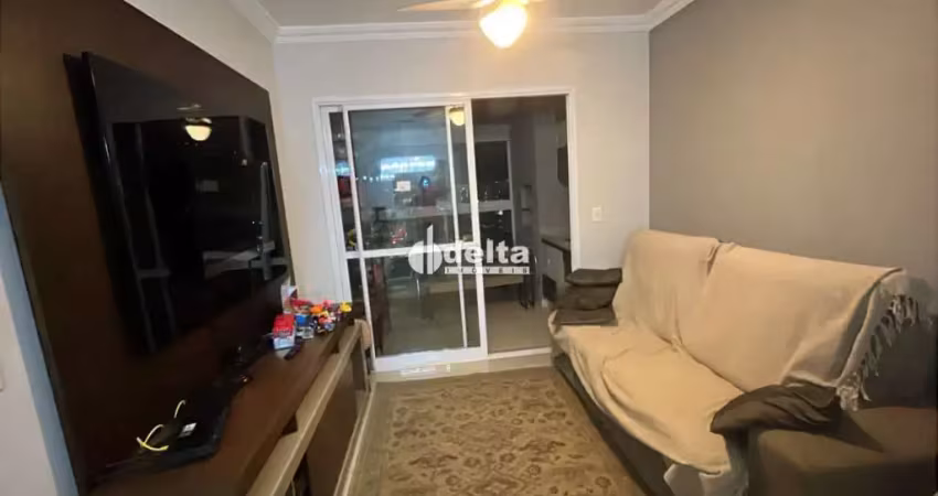 Apartamento disponível para locação no bairro centro em uberlândia-mg.
