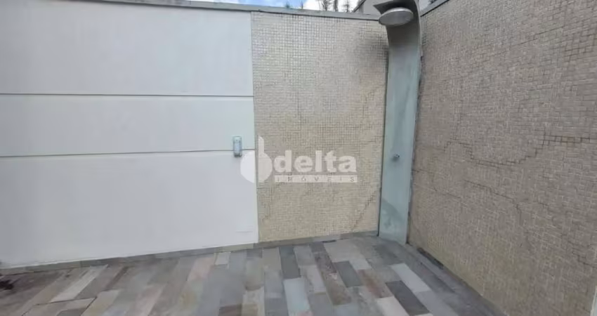 Casa residencial disponível para locação no bairro jardim karaiba em uberlândia-mg