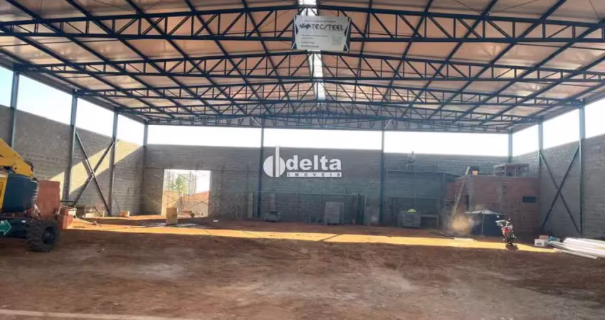 Galpão disponível para locação no bairro locação em uberlândia-mg