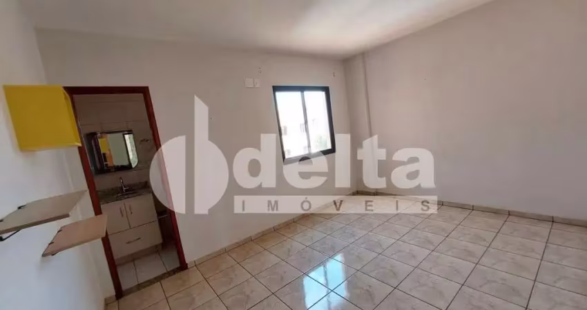 Apartamento disponível para locação no bairro santa mônica em uberlândia-mg