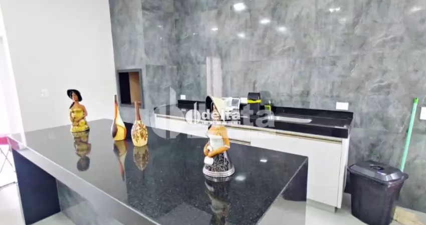 Casa residencial disponível para locação no bairro jardim inconfidência em uberlândia-mg