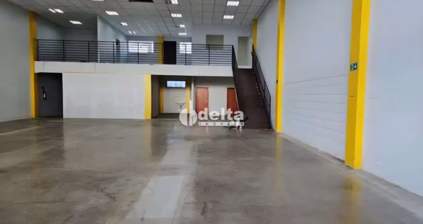 Loja disponível para locação no bairro saraiva em uberlândia-mg
