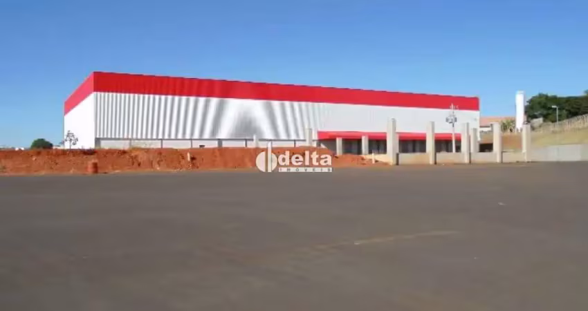 Galpao disponível para locação no bairro distrito industrial em uberlândia-mg