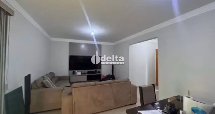 Apartamento disponível para locação e venda no bairro santa mônica em uberlândia-mg