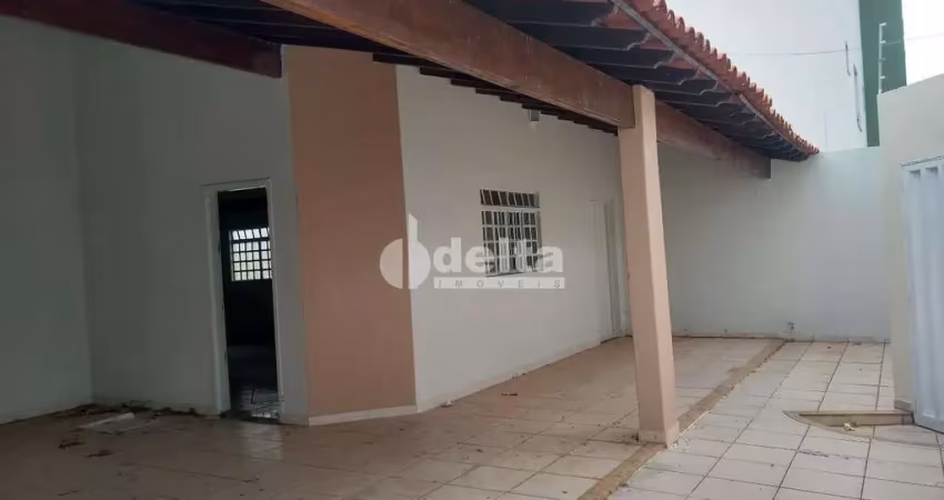 Casa residencial para locação no bairro santa mônica em uberlândia-mg.