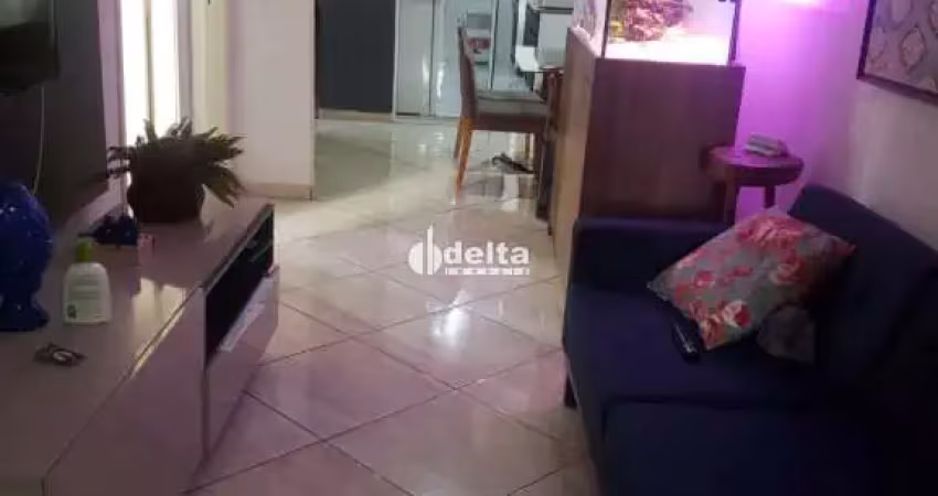 Casa em condomínio disponível para locação e venda no bairro jardim califórnia em uberlândia-mg