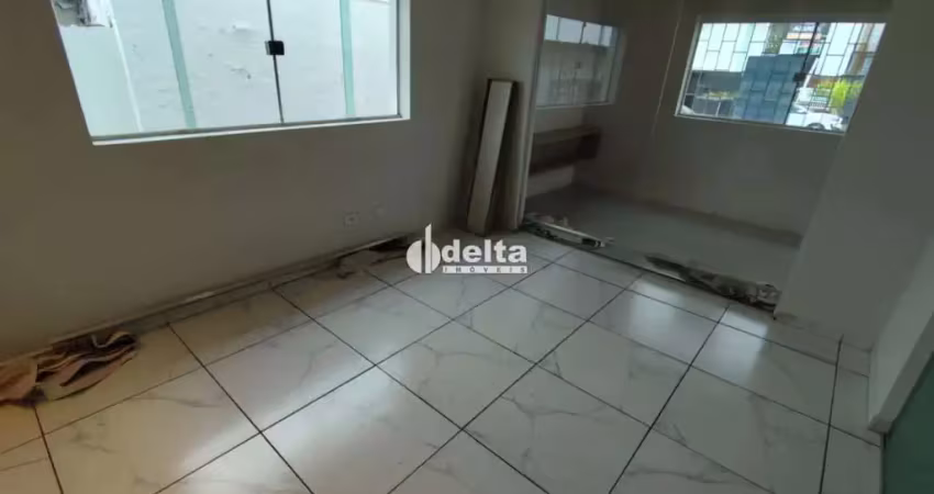 Casa comercial com 6 salas disponível para locação no bairro centro em uberlândia-mg.