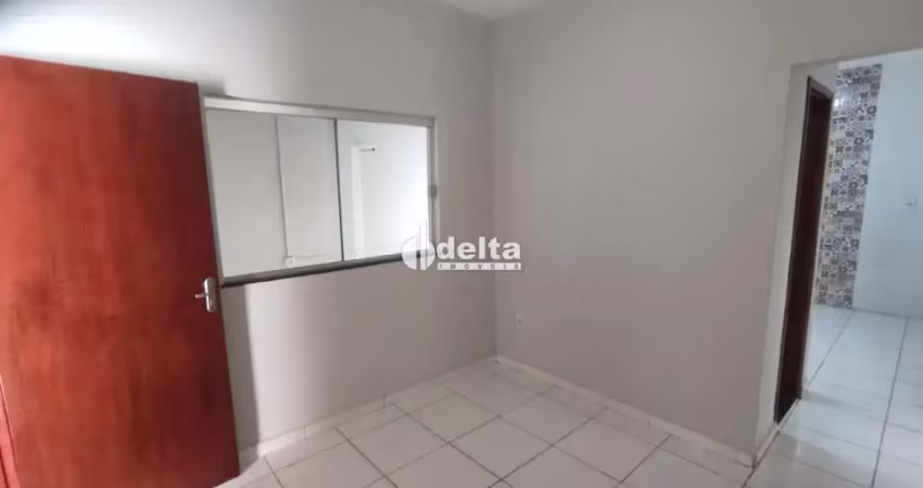Casa disponível para locação no bairro martins em uberlândia-mg