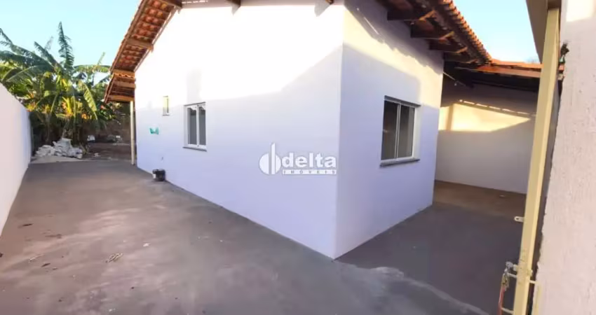 Casa residencial com 3 quartos sendo 1 suíte no bairro jardim califórnia em uberlândia - mg.