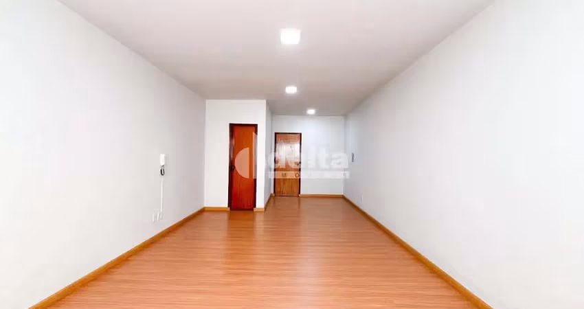 Sala disponível para locação no bairro tabajaras em uberlândia-mg