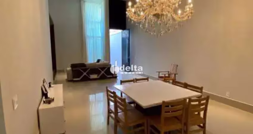 Casa residencial disponível para locação no bairro jardim sul em uberlândia-mg.