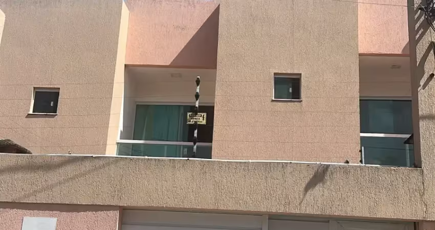 Excelente casa 2/4 com 2 suítes próximo da praia de ipitanga