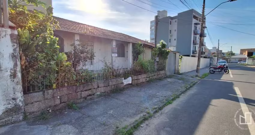 Terreno à venda na Rua Tomaz João da Silva, 35, Centro, Tubarão