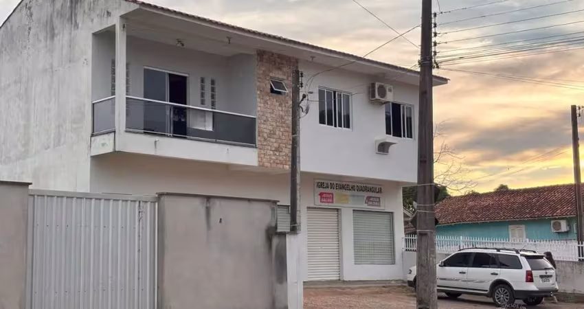 Apartamento com 03 dormitórios no bairro são joão me