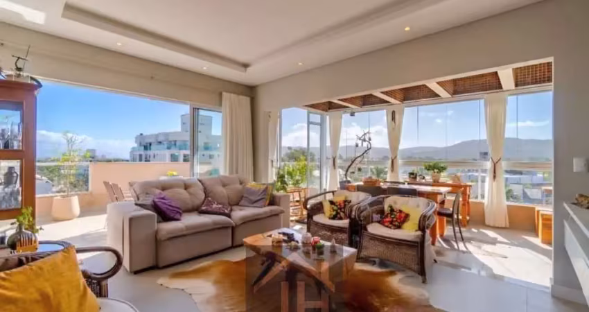 Maravilhosa cobertura em canto grande/bombinhas, 153 m2 priv. 03 suìtes, sala 3 ambientes, varanda com churrasq. e vista panorâmica, 300 mts da praia