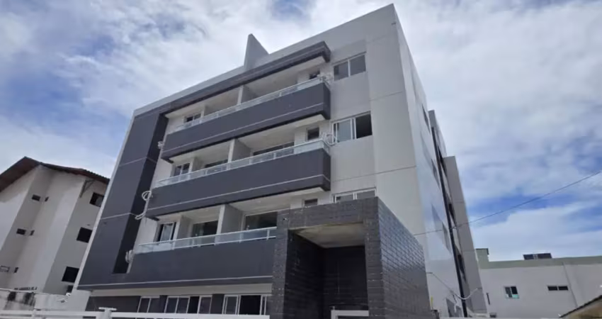 Apartamento no cristo com 2 ou 3 quartos com elevador e lazer, opção de cobertura e térreo com área