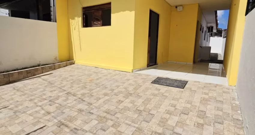 Casa com 3 quartos para alugar na Rua Estudante Ricardo Jorge Lima de Lacerda, 62, José Américo de Almeida, João Pessoa