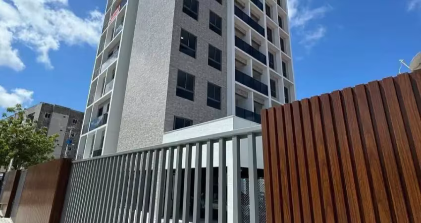 Apartamento térreo com área no aeroclube/bessa 2 quartos sendo 1 suíte com elevador e lazer