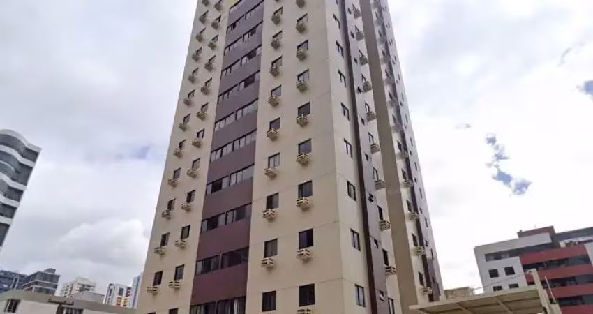 Alugo apartamento em manaíra com 3 quartos sendo 1 suíte, elevador e lazer