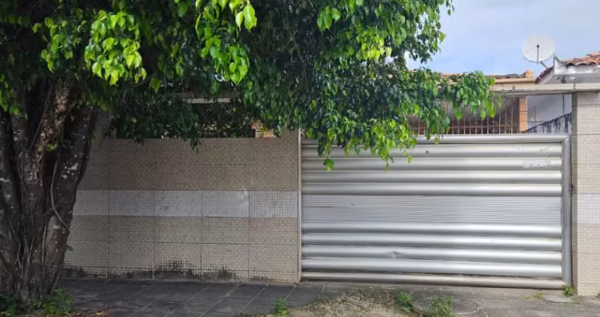 Casa no jardim cidade universitária/bancários com 3 quartos sendo 1 suíte + dce