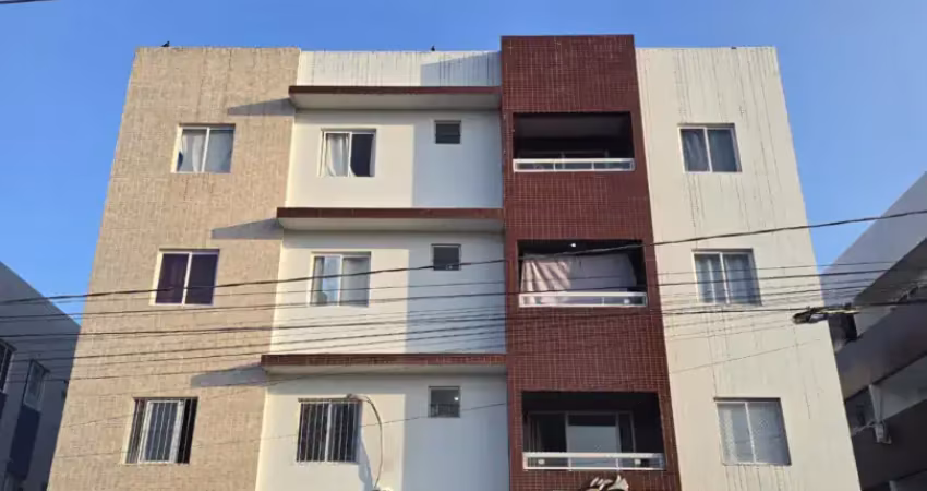 Alugo apartamento térreo com área com mobília no joão paulo ii com 2 quartos sendo 1 suíte
