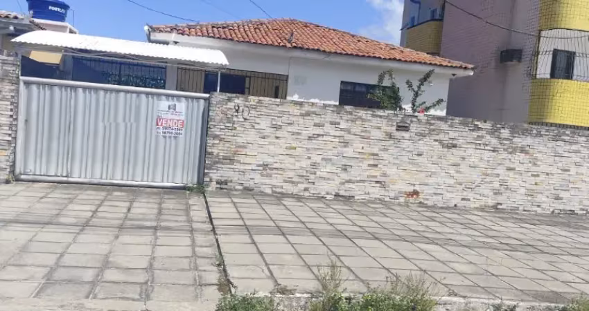 Casa no jardim cidade universitária/bancários com 7 quartos sendo 1 suíte