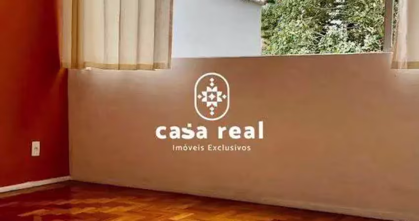 Apartamento iluminado e arejado no coração de petrópolis