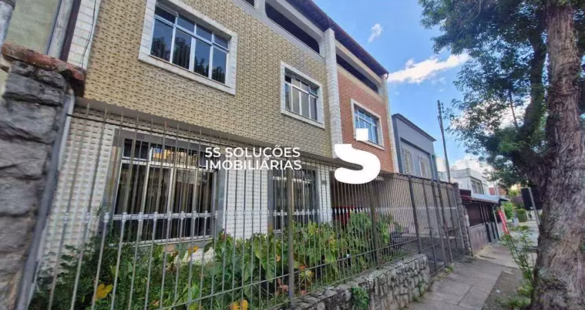 Magnífica casa triplex em localização privilegiada - 6 quartos e espaço gourmet no são mateus, juiz de fora - mg