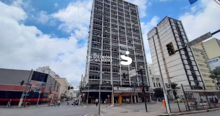 Sala comercial à venda no Centro, Juiz de Fora 