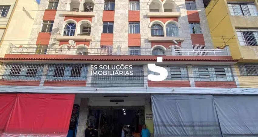 Oportunidade! apartamento com 2 quartos, no centro.