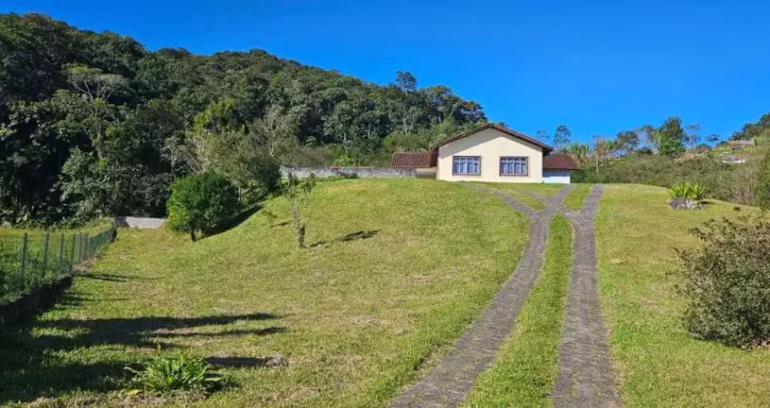 Casa para , 3 quarto(s),  boa parada, são pedro de alcântara - ca332