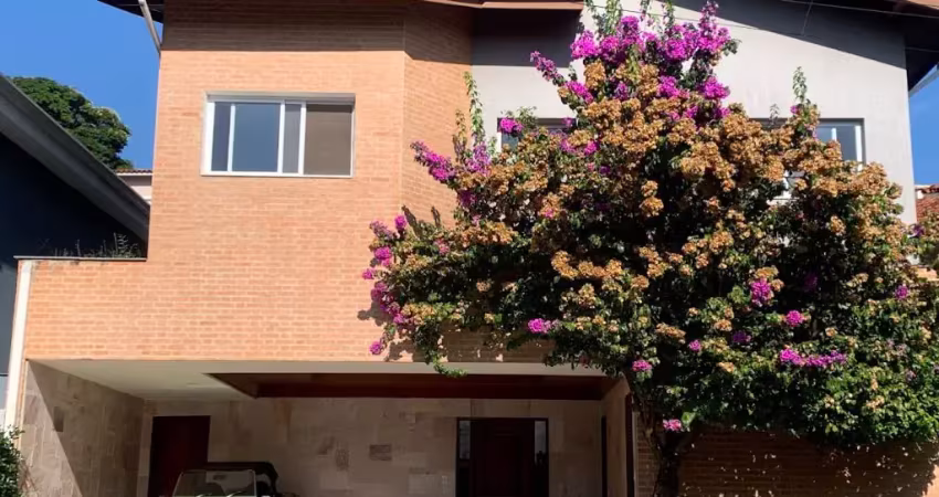 Casa de 5 dormitórios a venda no residencial 6 - recém reformada e área de lazer completa